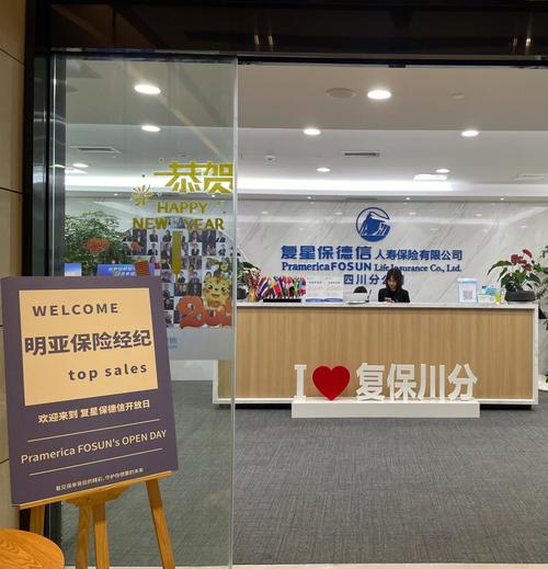 如何選擇合適的百級(jí)層流罩提升實(shí)驗(yàn)室潔凈度