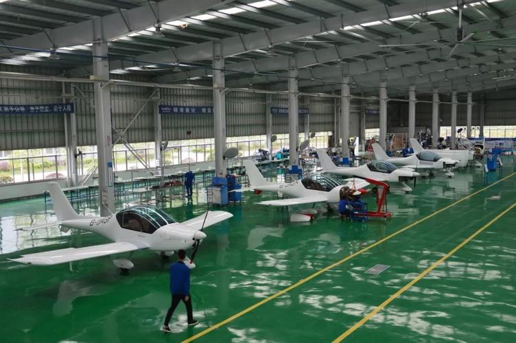 選對風(fēng)淋室提高潔凈室空氣質(zhì)量的五大要點